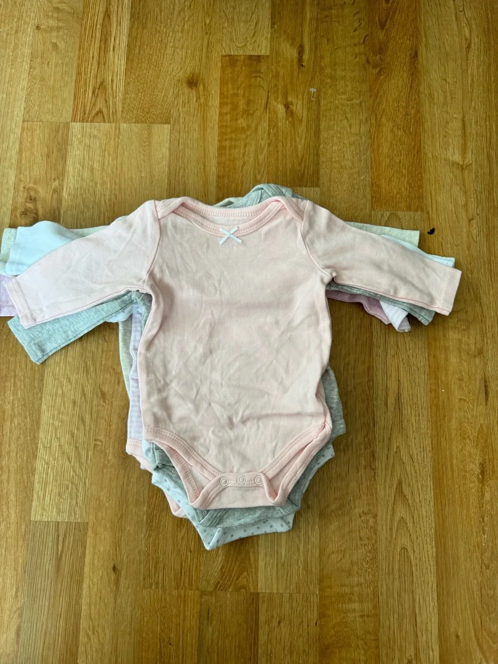 10 Long-Sleeve One-Piece Bodysuit